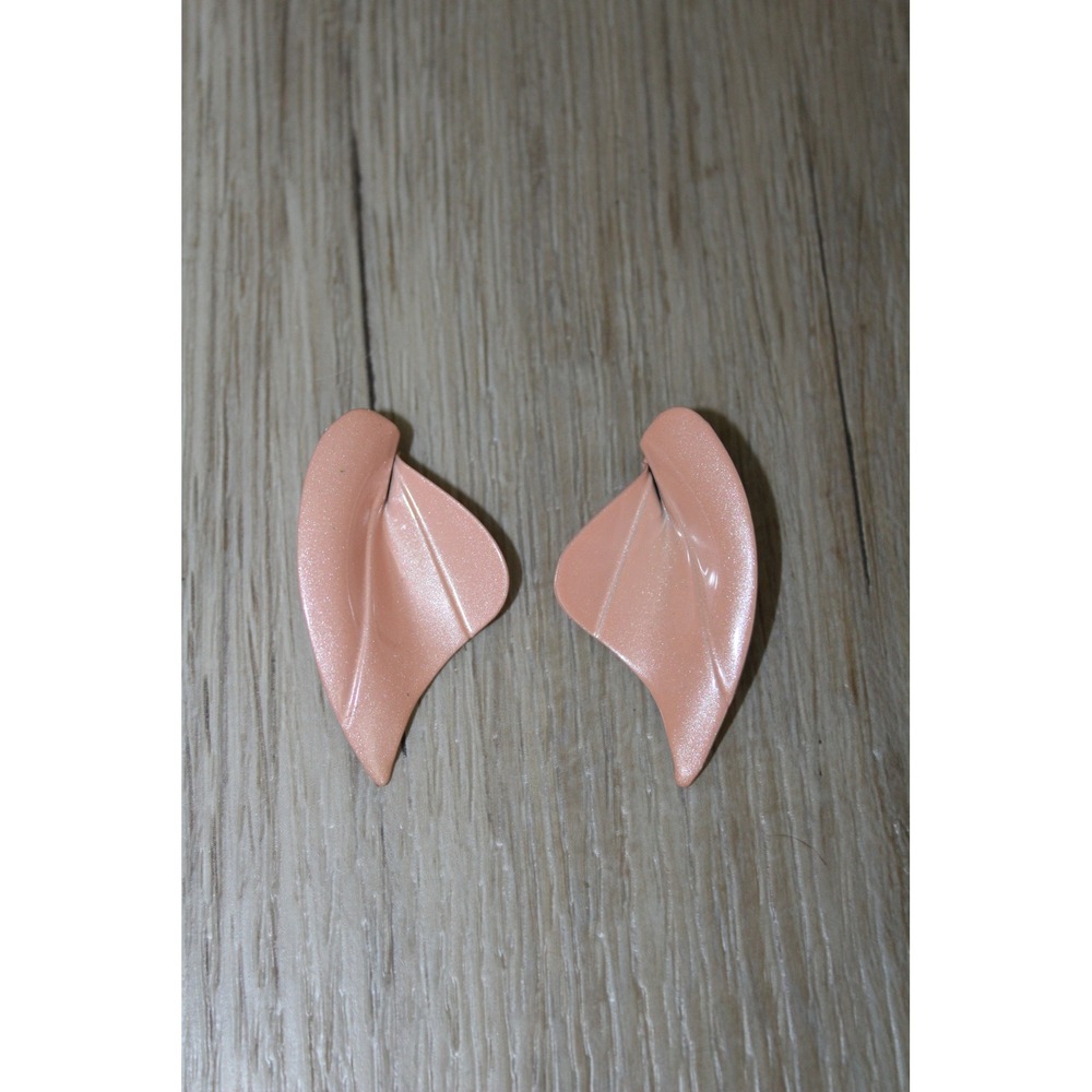 VTG 80s Peach Metal Folded Leaf Statement Stud‎ Earrings Pearlescent Pink Retro
